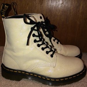 Women’s Dr. Martens 1460 8-eye Pascal Glitter